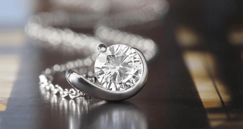 Lab grown diamonds necklace